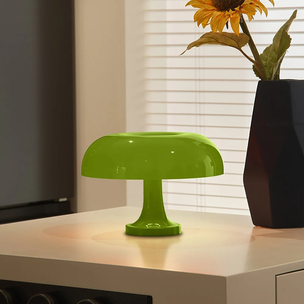 Classic Mushroom Table Lamp | Bauhaus-Inspired Decorative Light